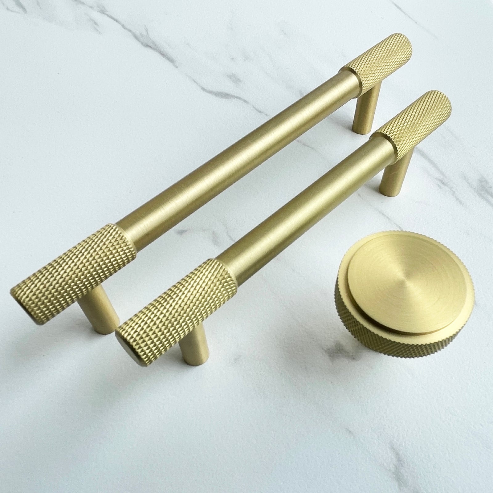 Posh Hardware Shop - Berntorp - Brass Textured Handles Pulls and Knobs Handle Pull - Size 192 Posh Hardware Shop - Berntorp - Brass Textured Handles Pulls and Knobs Handle Pull - Size 192